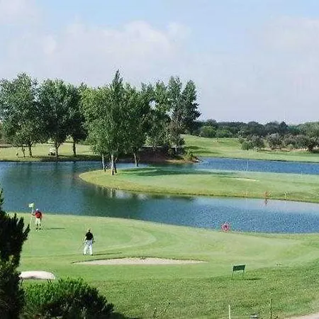 Montado & Golf 4* 파멜라