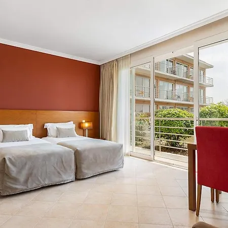 Üdülőközpont Montado & Golf 4*